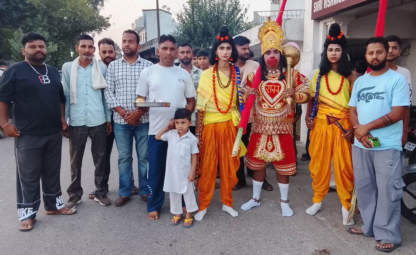 Jai Durga Baba Nanga Dramatic Club Santoshgarh performed the flag ceremony on Saturday to mark the Ramlila to be held during Navratri.